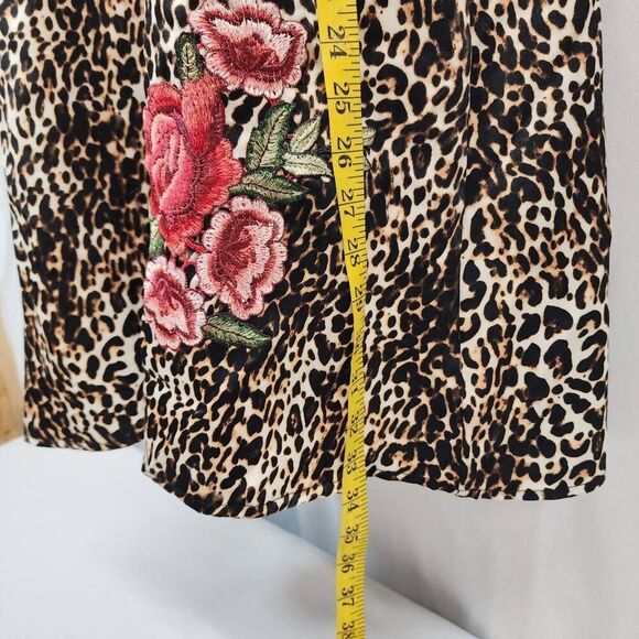 As U Wish Size Medium Clementine Halter Neck Mini Dress Floral Rose Applique Ani - Picture 3 of 7